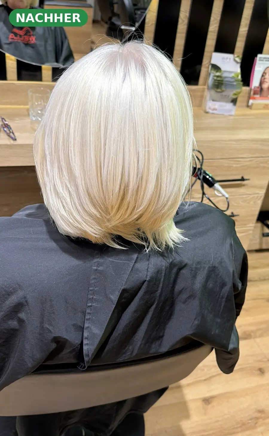 Platinblonder Bob Rückansicht – Coloration Michael T. Friseursalon Nienberge